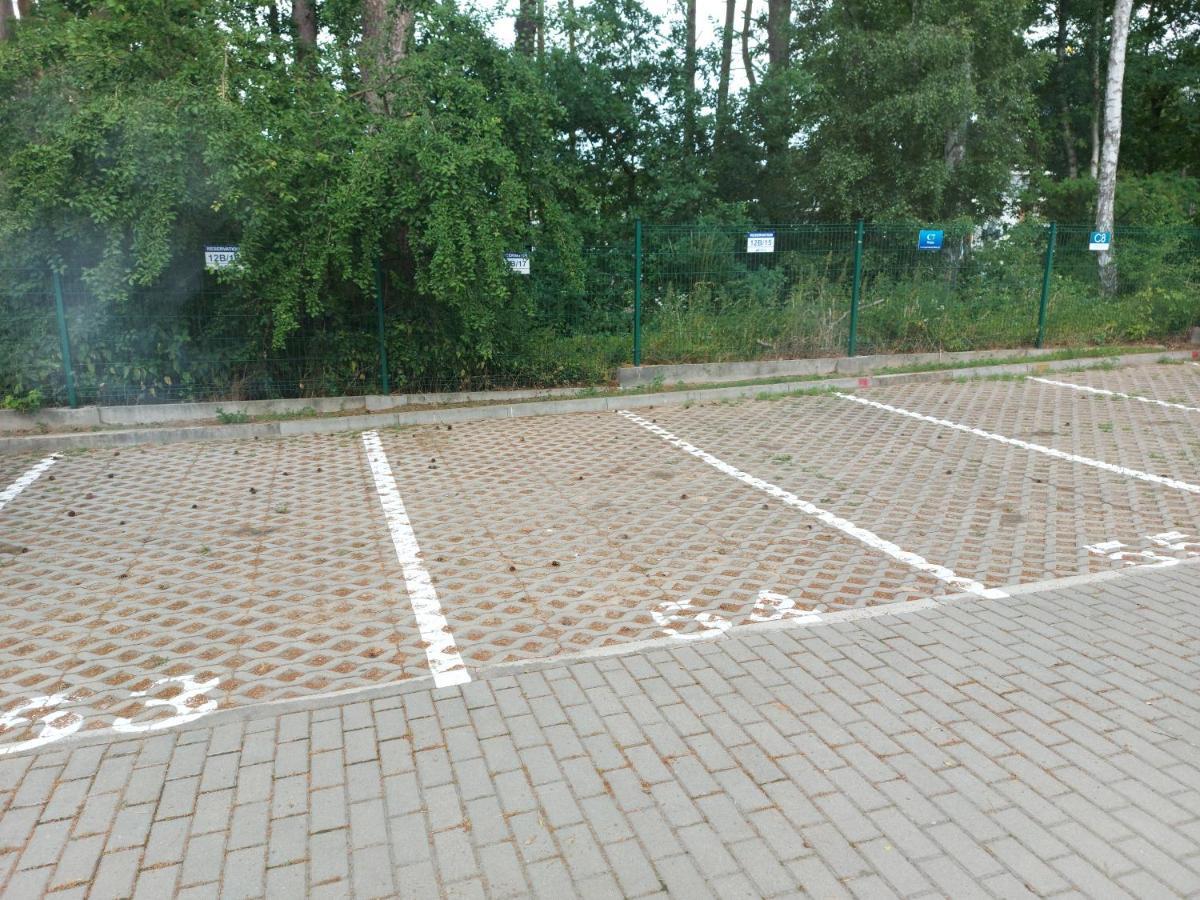 Apartamenty Z Tarasami "Mietowy Spokoj 15" "Romantyczna Szarosc 16" "Niebieska Elegancja 17" Maksymalnie Dla 6 Osob Pobierowo Ngoại thất bức ảnh